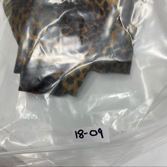 Victoria's Secret Leopard Slip Large - Picture 7 of 7